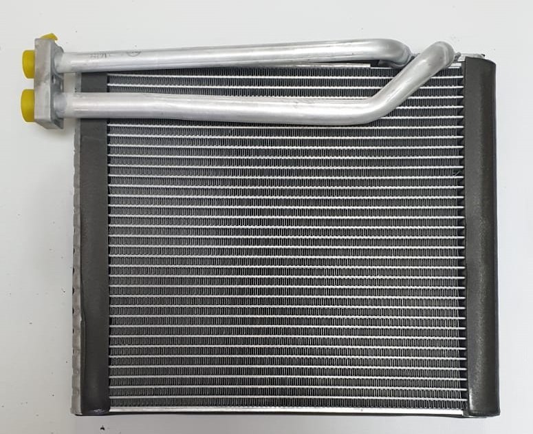 8SC-06 CAT KOMATSU EVAPARATÖR (285*233*37,5)