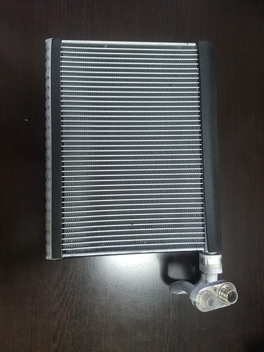 8SE-09 / CR916-2 ISUZU D-MAX EVAPARATÖR 8981393762