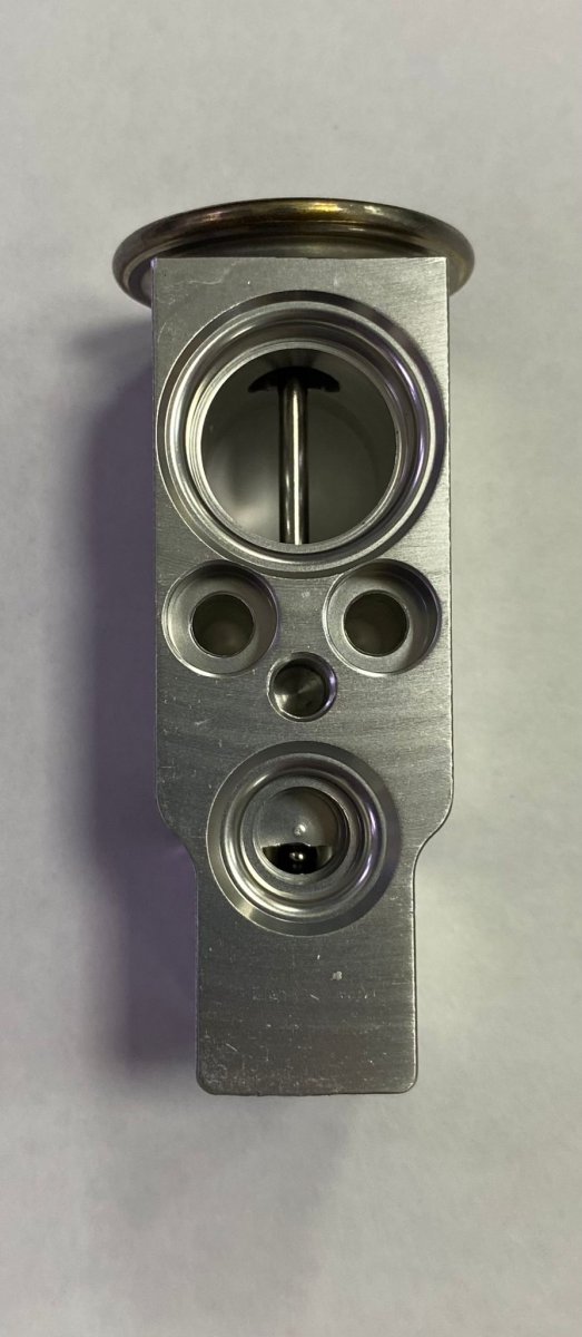 BH-6004 HYUNDAİ 215-7 DIŞ SICAKLIK SENSÖRÜ