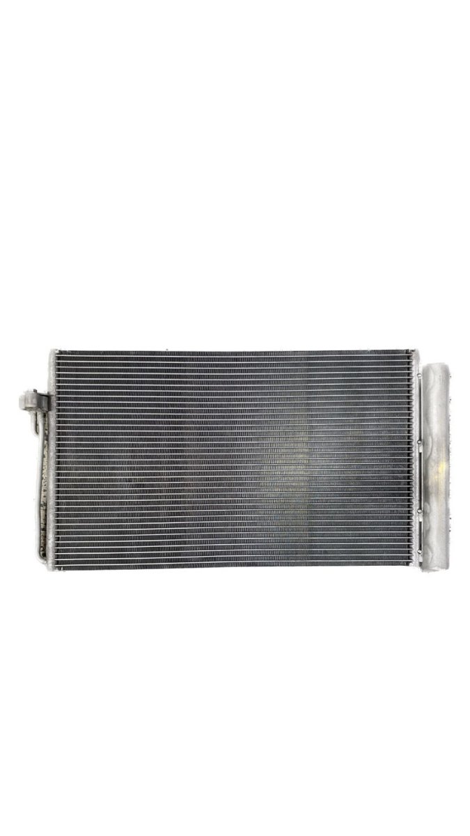 CH-4549 BMW E60 535İ 05-7,40 D--05 CONDENSER 86025