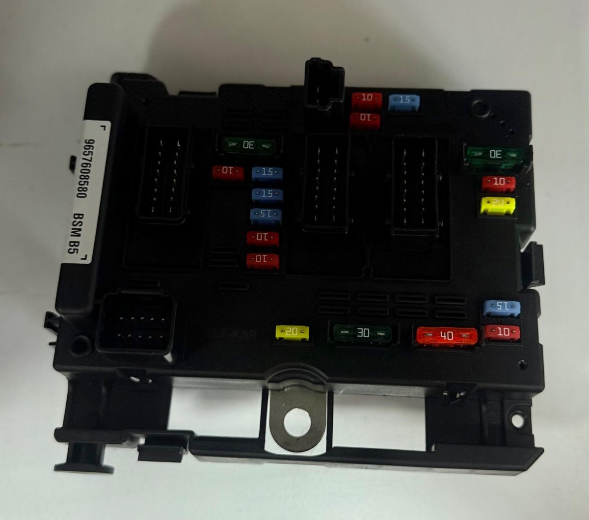 9657608580 PEUGEOT PARTNER SİGORTA KUTUSU